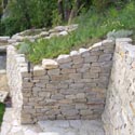 Stützmauer aus Bruchsteinen